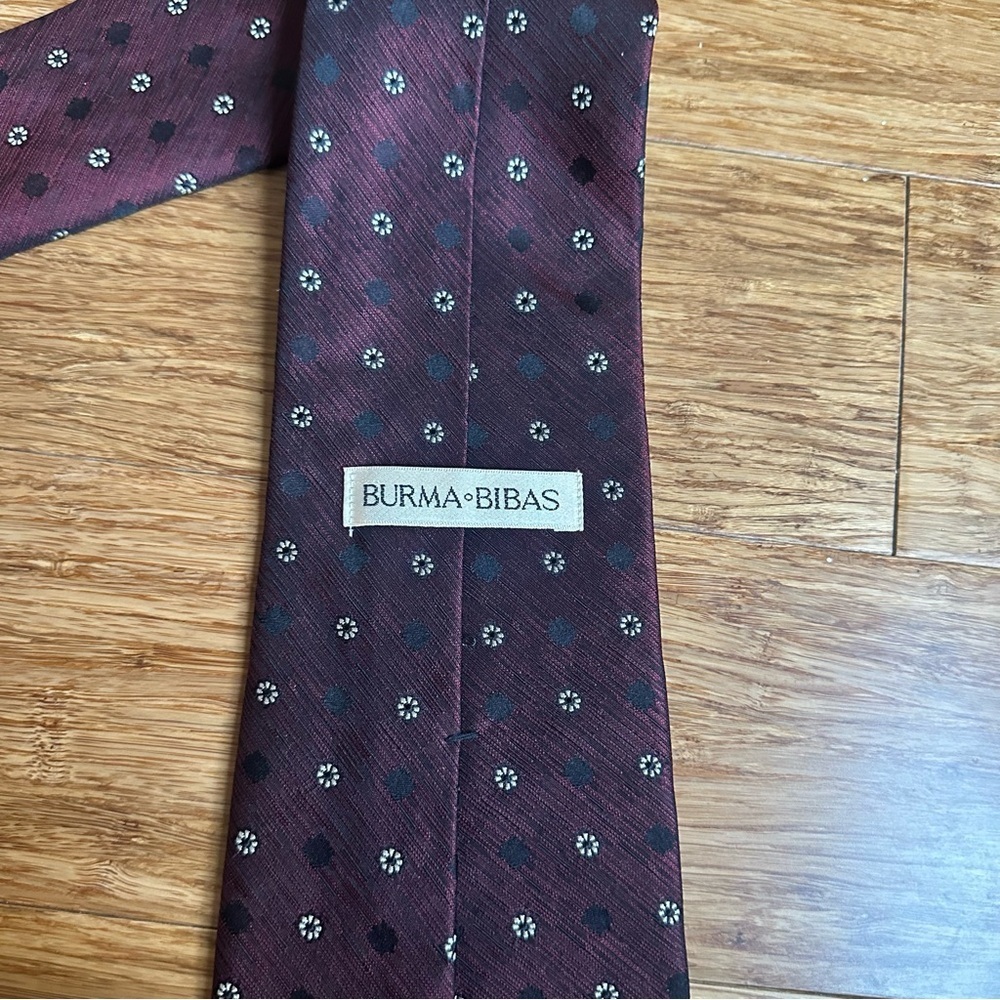 BURMA BIBAS 100% Silk Burgundy‎ Tie - Picture 2 of 4